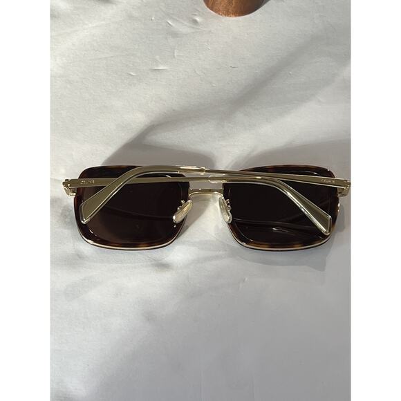 Celine cl40202u 52e Gold and Tortoise Square Frame Sunglasses 53 24 145 main image 7